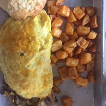 Hullabaloo Diner - DIY omelet with breakfast potatoes and biscuit - Diners Near Me - College Station, Texas