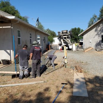 Banconn Enterprise - Concrete pour for a sidewalk,  waiting for it to set up. - Damage Restoration Near Me - Sacramento, California