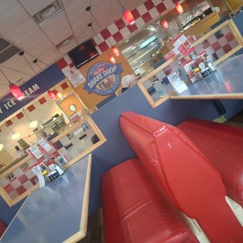 Bob's Big Boy - American Near Me - Norco, California