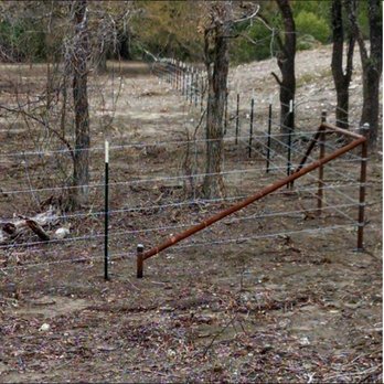 Rut Fencing - Fences & Gates Near Me - Kempner, Texas Rut Fencing - Fences & Gates Near Me - Kempner, Texas
