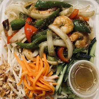 Pho Vina Burien - Lemongrass Prawns vermicelli - Vietnamese Near Me - Burien, Washington Pho Vina Burien - Lemongrass Prawns vermicelli - Vietnamese Near Me - Burien, Washington