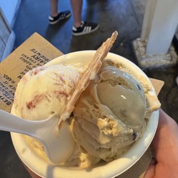 Jeni's Splendid Ice Creams - Ice Cream & Frozen Yogurt Near Me - Atlanta, Georgia Jeni's Splendid Ice Creams - Ice Cream & Frozen Yogurt Near Me - Atlanta, Georgia