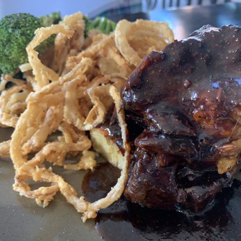 Bosscat Kitchen & Libations - 12 HOUR BEEF SHORT RIB - Bars Near Me - Orange, California