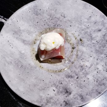 Live Aqua Resort - Mb Restaurant - Watermelon + Vodka Infused + Goat Cheese Foam - Resorts Near Me - Cancún, ROO