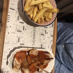 Bahnhöfli - Curry sausages Berlin