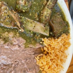 Costillas en chile verde