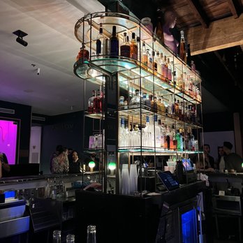 The Robinson Cocktail Lounge - Cocktail Bars Near Me - Orlando, Florida The Robinson Cocktail Lounge - Cocktail Bars Near Me - Orlando, Florida