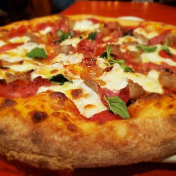 Flippers Pizza - Salsiccia Rustica Pizza mmmmmm - Pizza Near Me - Kissimmee, Florida Flippers Pizza - Salsiccia Rustica Pizza mmmmmm - Pizza Near Me - Kissimmee, Florida