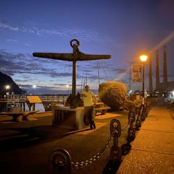 Umi Sushi & Sake - Morro bay's boardwalk