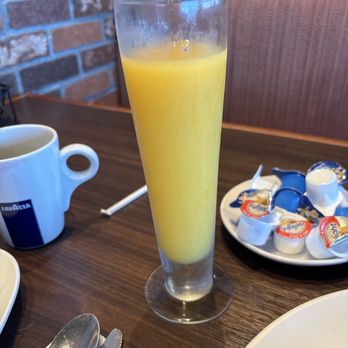 Broken Yolk Cafe - Orange juice - Breakfast & Brunch Near Me - El Cajon, California Broken Yolk Cafe - Orange juice - Breakfast & Brunch Near Me - El Cajon, California