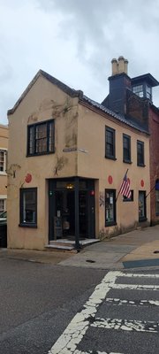 The Tavern at Rainbow Row by null