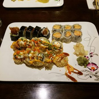 Michi Sushi - Eagle roll (bottom) - Asian Fusion Near Me - West Chester, Pennsylvania