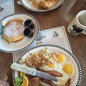 Black Bear Diner Amarillo - OUR Biggest The GRIZZ, Sweet Cream Pancakes, Classic Benedict - Diners Near Me - Amarillo, Texas Black Bear Diner Amarillo - OUR Biggest The GRIZZ, Sweet Cream Pancakes, Classic Benedict - Diners Near Me - Amarillo, Texas