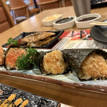 Sushi Yama - Spicy salmon & spicy tuna hand rolls - Asian Fusion Near Me - Pembroke Pines, Florida