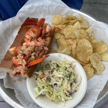 Sam's Chowder House - Lobster roll (naked) - Seafood Near Me - Half Moon Bay, California Sam's Chowder House - Lobster roll (naked) - Seafood Near Me - Half Moon Bay, California