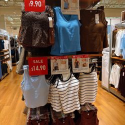 Uniqlo