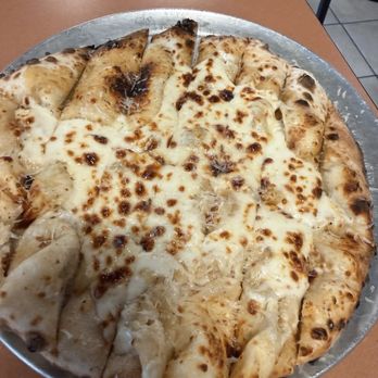 Encore pizzeria + Kitchen - Cheese garlic bread - Pizza Near Me - Cape Girardeau, Missouri Encore pizzeria + Kitchen - Cheese garlic bread - Pizza Near Me - Cape Girardeau, Missouri