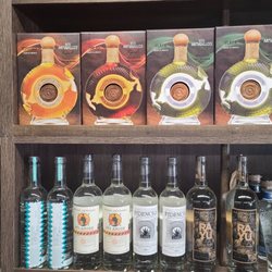 Maddox Liquor and Grocery