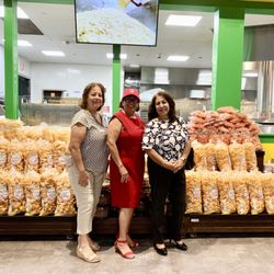 Mercado Gonzalez - Great packaged foods, snacks and Mexican candy.