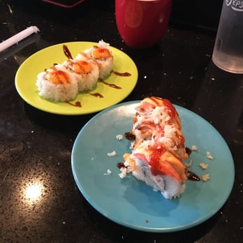 Sushi Moto Bar - Tuesday's $1.25 a plate with order of any beverage! Hot tea is my favorite - Sushi Bars Near Me - Camas, Washington Sushi Moto Bar - Tuesday's $1.25 a plate with order of any beverage! Hot tea is my favorite - Sushi Bars Near Me - Camas, Washington