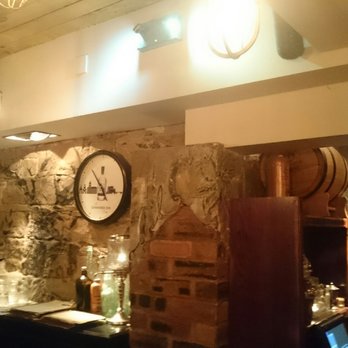 Edinburgh Gin Distillery - Distilleries Near Me - Edinburgh, EDH