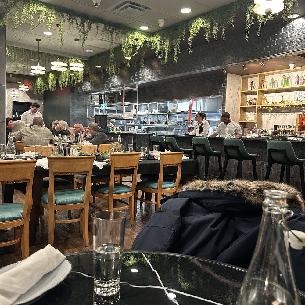 Mashawi Mediterranean - Interior decor - Mediterranean Near Me - Roswell, Georgia