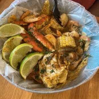 Mr.Shrimp Chicken & Seafood - Boil in A Bag with shrimp and a crab cluster - Cajun/Creole Near Me - Pembroke Pines, Florida