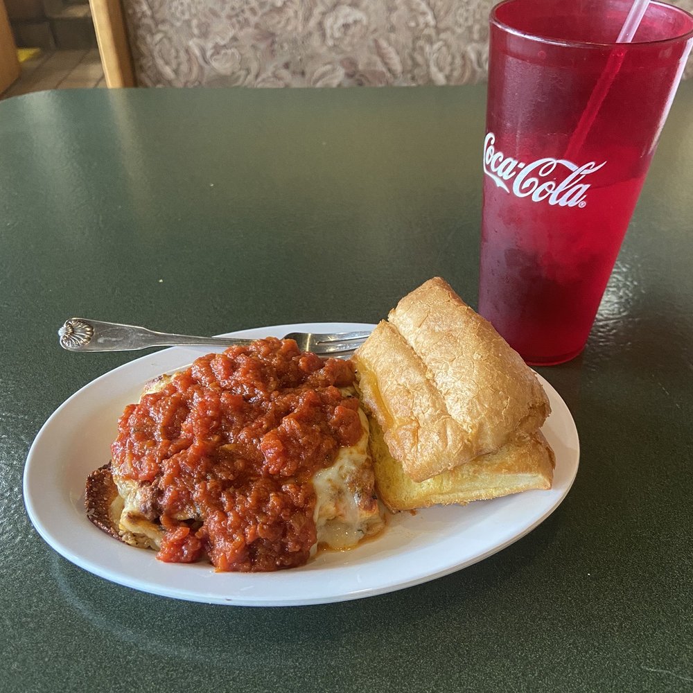 Jendy's Pizzeria - Lasagna - Pizza Near Me - Hanover, Indiana Jendy's Pizzeria - Lasagna - Pizza Near Me - Hanover, Indiana