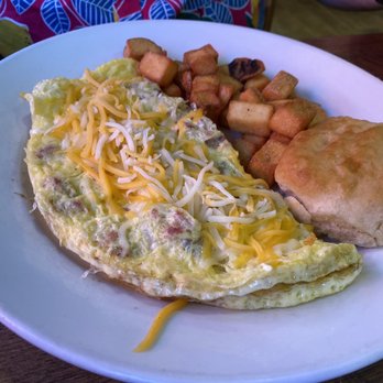 Frizzle Chicken Cafe - Ham and cheese omelette - Breakfast & Brunch Near Me - Pigeon Forge, Tennessee Frizzle Chicken Cafe - Ham and cheese omelette - Breakfast & Brunch Near Me - Pigeon Forge, Tennessee
