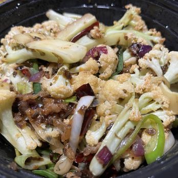 Lanner Noodles & Bar - Large Platter Cauliflower: contains meat! - Noodles Near Me - Cambridge, Massachusetts Lanner Noodles & Bar - Large Platter Cauliflower: contains meat! - Noodles Near Me - Cambridge, Massachusetts