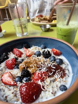 Snooze, an A.M. Eatery by null
