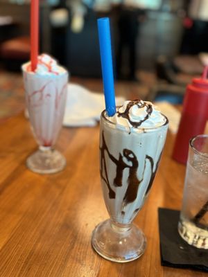 Guy Fieri's Foxwoods Kitchen & Bar by null