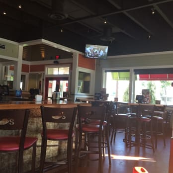 Chili's - Bet competitors bar areas (B-Dubs) don't look like this when there are multiple NFL games on TV. - Bars Near Me - Sacramento, California