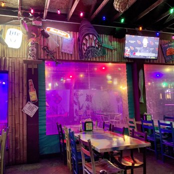 Nacho Hippo - Inside space - Mexican Near Me - North Myrtle Beach, South Carolina Nacho Hippo - Inside space - Mexican Near Me - North Myrtle Beach, South Carolina