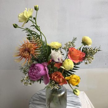 Stems Brooklyn - The Fairy Vase - Florists Near Me - Brooklyn, New York Stems Brooklyn - The Fairy Vase - Florists Near Me - Brooklyn, New York