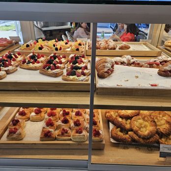 Paris Baguette - Bakeries Near Me - Tampa, Florida Paris Baguette - Bakeries Near Me - Tampa, Florida