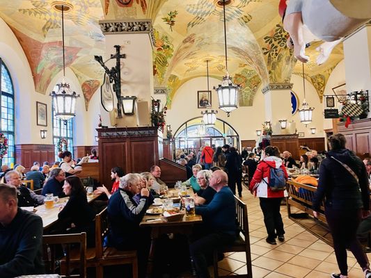 Hofbräuhaus München by null