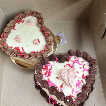 Kitchen & Coffee - Valentine's Day cakes - Coffee & Tea Near Me - Beacon, New York