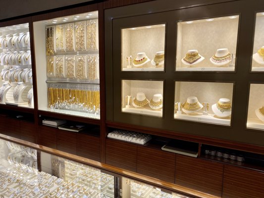 Malabar Gold & Diamonds - Iselin - New Jersey by null