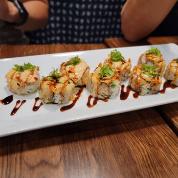 Daruma - Alaskan Roll- Baked Salmon California Roll - Ramen Near Me - Mesa, Arizona