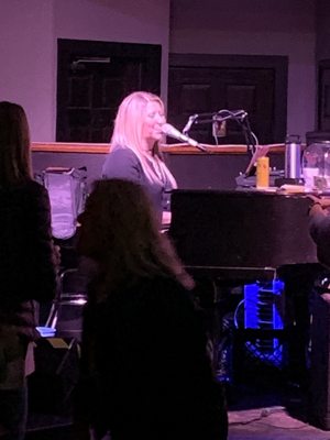 John King Grill & Dueling Piano Bar by null