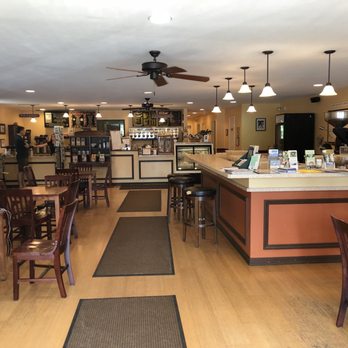 Lakeside Coffee Roasters - the inside of the restaurant - Coffee & Tea Near Me - Rouses Point, New York