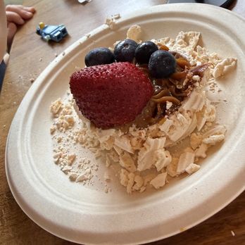 Cozy Drop - Pavlova - Breakfast & Brunch Near Me - Parkland, Florida Cozy Drop - Pavlova - Breakfast & Brunch Near Me - Parkland, Florida