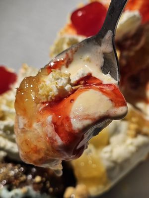 Pop's Ice Cream & Soda Bar by null