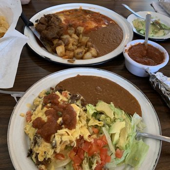 Mi Madre's Restaurant - Carne Guisada - Tex-Mex Near Me - Austin, Texas