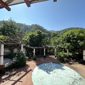 el patio del cuale - Mexican Near Me - Mismaloya, JAL