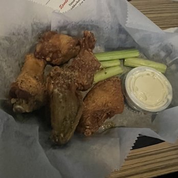 Ordinary Joes - Lemon pepper wings - American Near Me - Watertown, Connecticut Ordinary Joes - Lemon pepper wings - American Near Me - Watertown, Connecticut