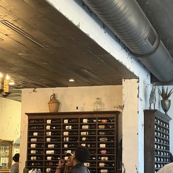 Red Or White - Birmingham - Wine Bars Near Me - Birmingham, Alabama Red Or White - Birmingham - Wine Bars Near Me - Birmingham, Alabama