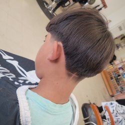 Ana M - Taper with design