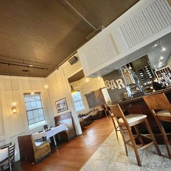 The Crossing Steakhouse - Bar area - Seafood Near Me - Norcross, Georgia